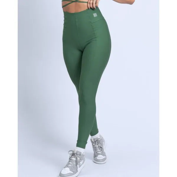 Calça Legging Fitness Classic - Estilo, Conforto e Performance em Cores Versáteis